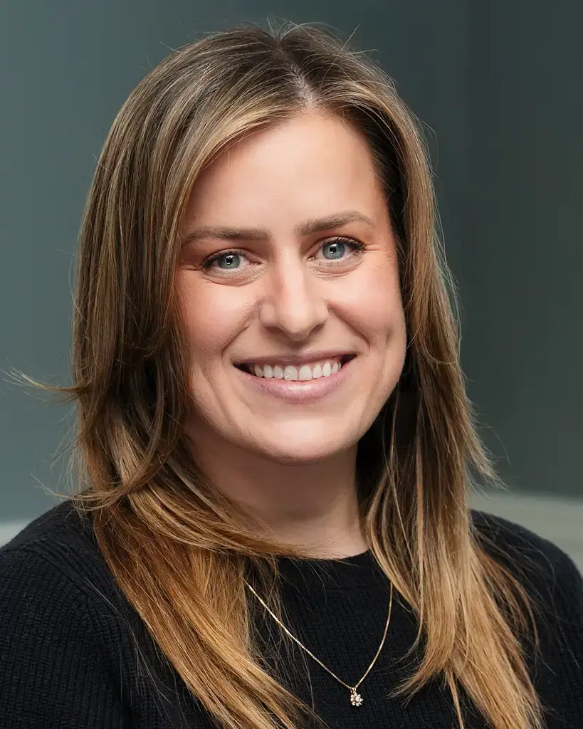 CaitlinKishHeadShot-819x1024-1