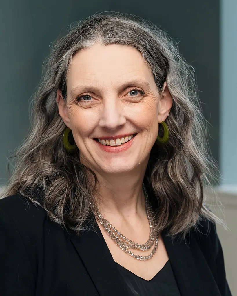 ChristinaRifeHeadshot-818x1024-1